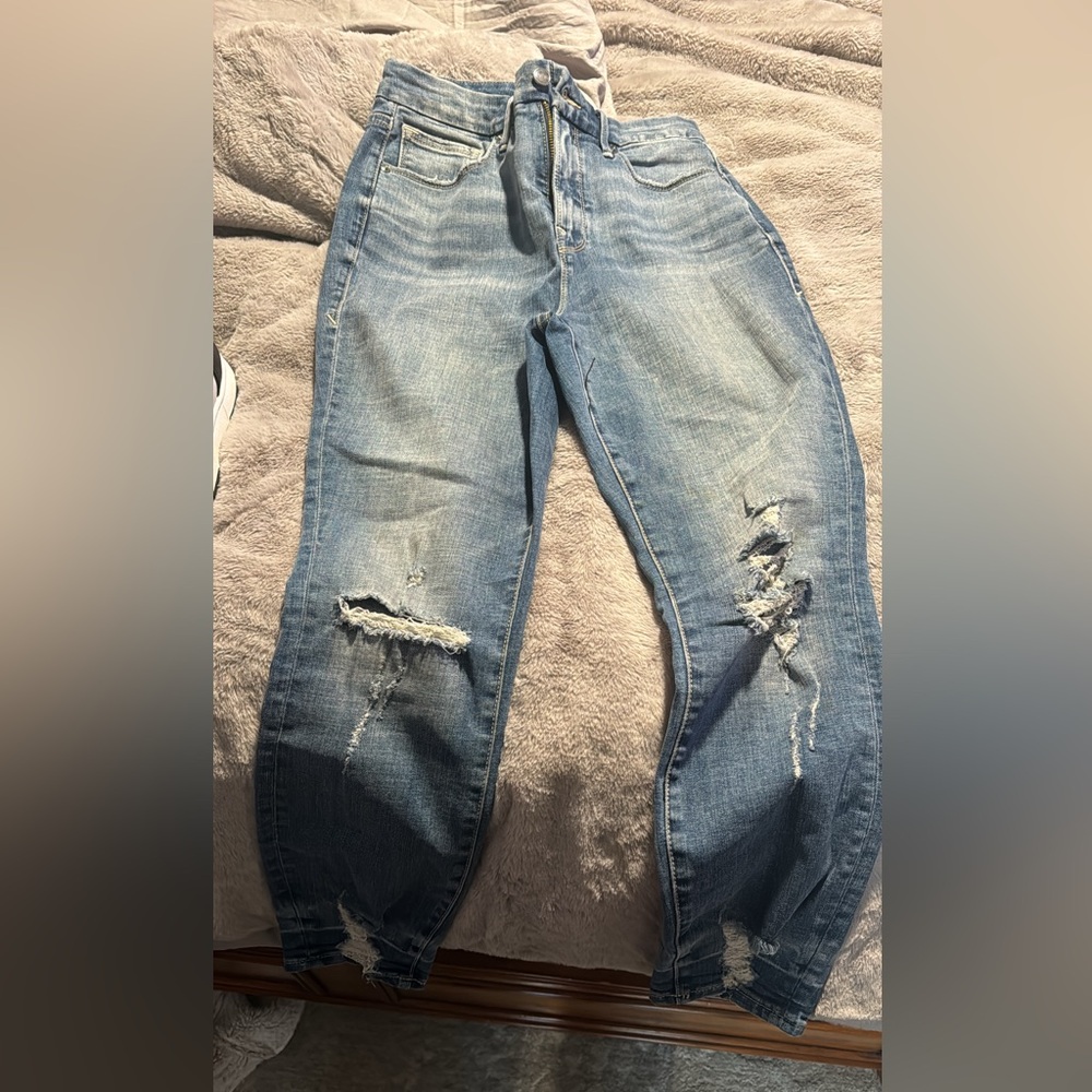Good American Size 8/29 jeans. 27” inseam